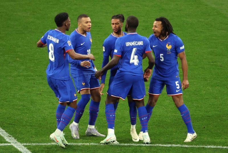 Pháp vs Azerbaijan